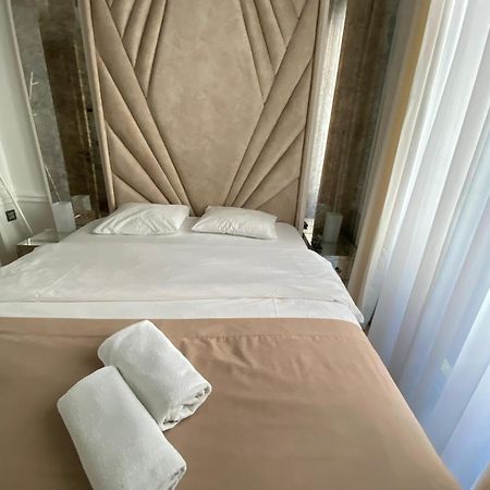 איסטמבול Ab Residences -Cihangir Luxury Antique Apartment מראה חיצוני תמונה