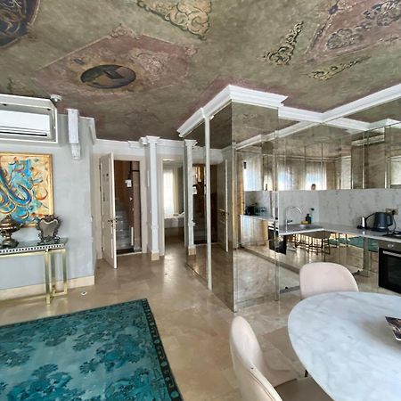 איסטמבול Ab Residences -Cihangir Luxury Antique Apartment מראה חיצוני תמונה