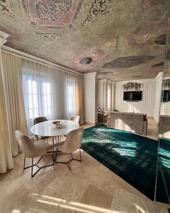 איסטמבול Ab Residences -Cihangir Luxury Antique Apartment מראה חיצוני תמונה