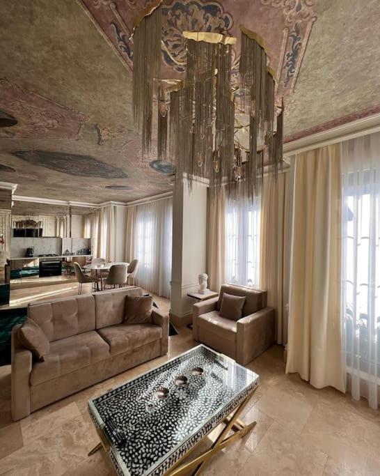 איסטמבול Ab Residences -Cihangir Luxury Antique Apartment מראה חיצוני תמונה